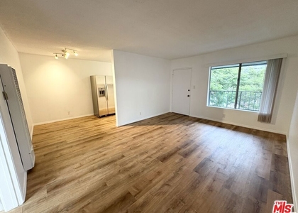 534 Santa Clara Avenue - Photo 1
