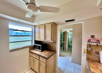 2800 Nw 47th Terrace - Photo 1