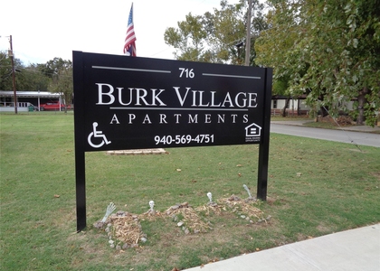 716 Park Street - Photo 1