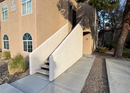 9325 W Desert Inn Road - Photo 1