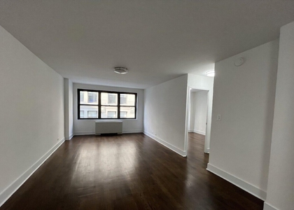 96 5th Avenue - Photo 1