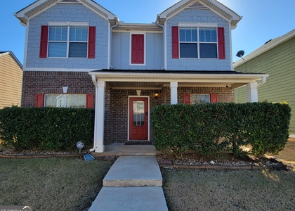 175 Stillwood Drive - Photo 1