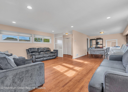 872 Red Oaks Drive - Photo 1