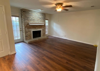 2906 West Ave - Photo 1