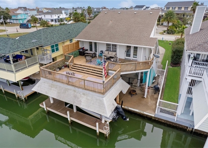 1114 Tiki Drive - Photo 1
