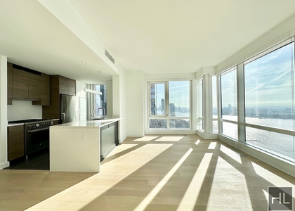 West 38th Street - Photo 1