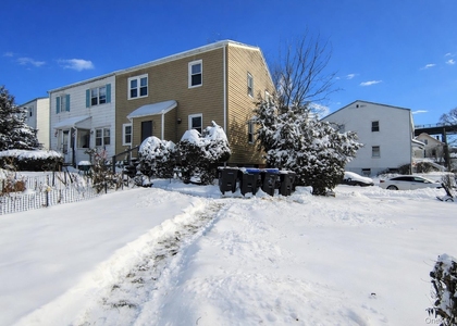 32 Vernon Terrace - Photo 1