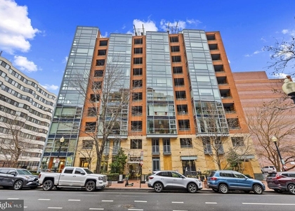 1117 10th Street Nw - Photo 1