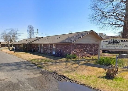 425 Memorial Drive - Photo 1