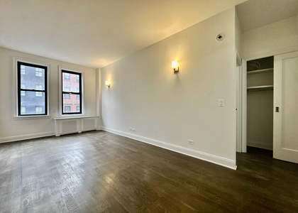 235 west 22 street - Photo 1