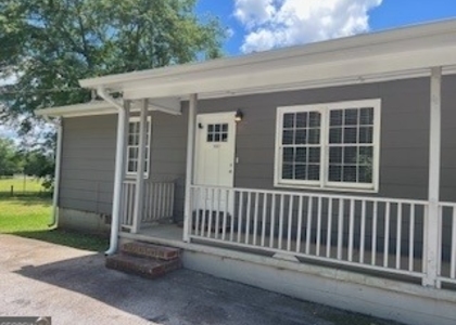 300 Rogers Street - Photo 1