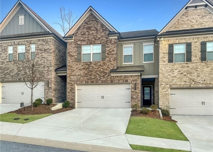 2527 R Pearl Ridge Trace - Photo 1