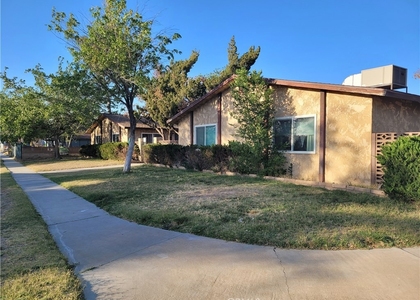 45100 Spearman Ave - Photo 1
