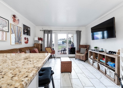 6300 Seawall Boulevard - Photo 1