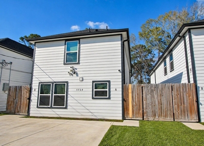 5709 Breland Street - Photo 1