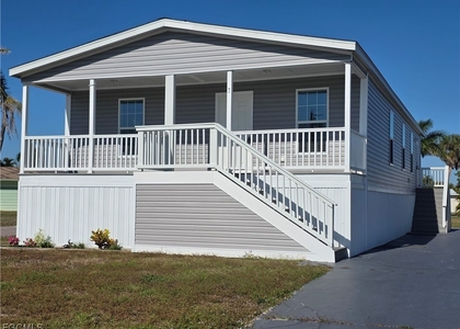 7 Birch Boulevard - Photo 1