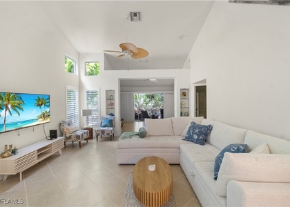 348 Carinosa Court - Photo 1