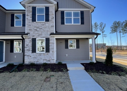 1047 Peony Lane - Photo 1