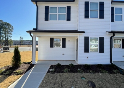 1019 Peony Lane - Photo 1