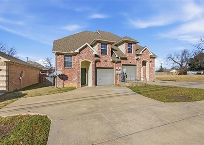609 E Mcgee Street - Photo 1