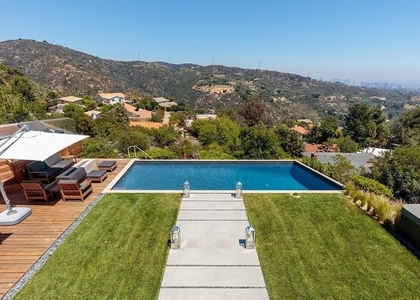 2528 Westridge Road - Photo 1