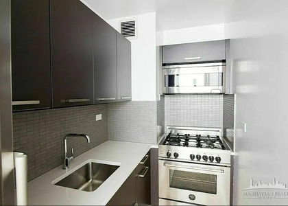 E 39th St - Photo 1