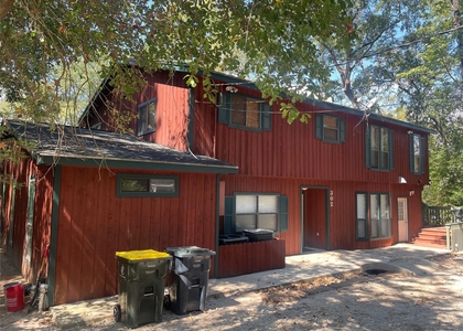 302 Somerset Road - Photo 1