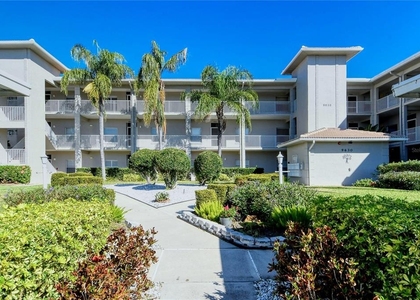 9620 Club South Circle - Photo 1