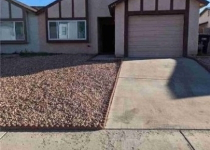 442 Holick Avenue - Photo 1