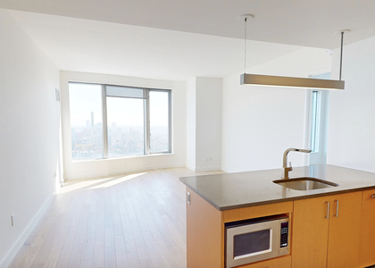 Spruce Street - Photo 1