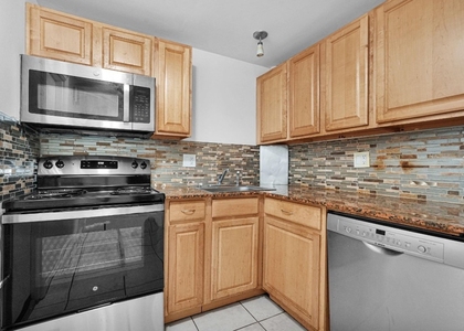 9 Ne 19th Court - Photo 1
