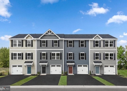 112 Hamilton Lane - Photo 1