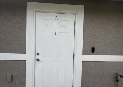 1019 Se 11th Street - Photo 1