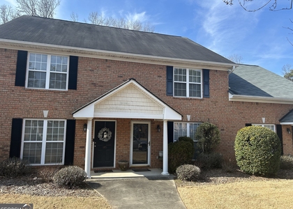 135 Logmont Trace - Photo 1