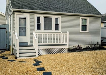5 1/2 New Brunswick Avenue - Photo 1