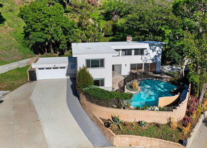 1054 Enchanted Way - Photo 1