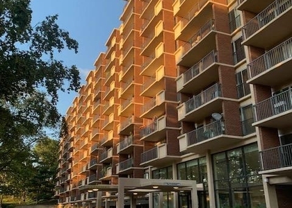 1300 Army Navy Drive - Photo 1