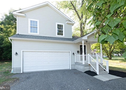 15 S Academy Street - Photo 1