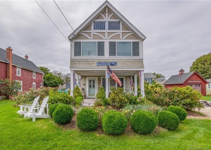 153 4th Avenue - Photo 1