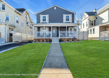 410 4th Avenue - Photo 1