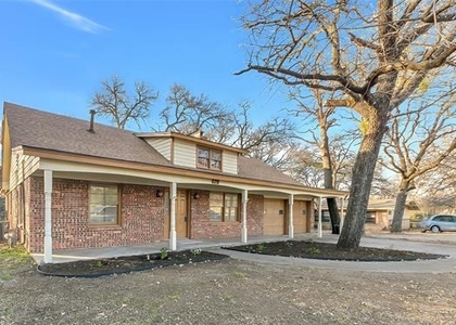828 S Collins Street - Photo 1