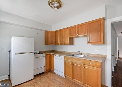 2411 W Darby Road - Photo 1
