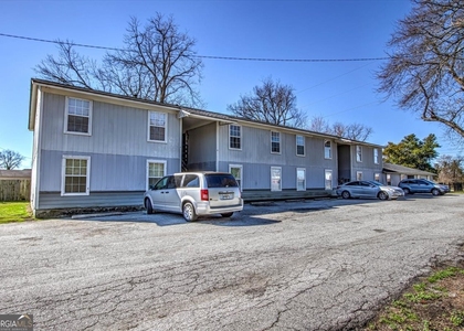 1232 12th Street - Photo 1
