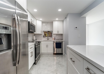 9523 S Hollybrook Lake Drive - Photo 1
