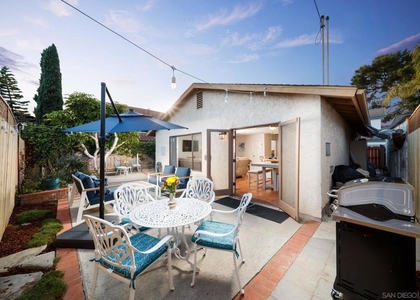 721 Glenview - Photo 1
