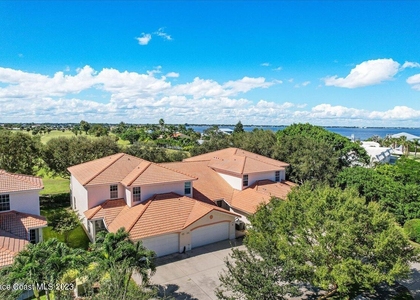 1720 Minutemen Causeway - Photo 1