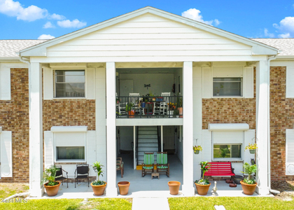 190 E Olmstead Drive - Photo 1