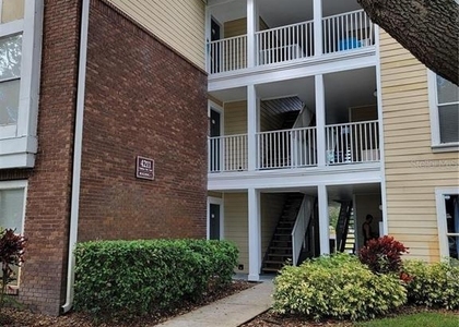 4211 Chatham Oak Court - Photo 1