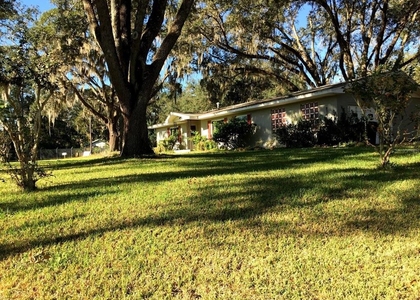 691 Se 19th Street - Photo 1