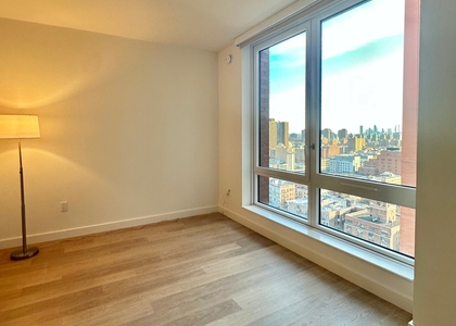 126th St and 5th Ave  - Photo 1